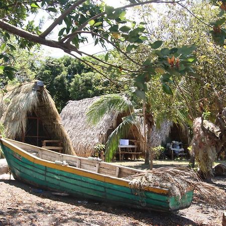 La Sirenita - Ometepe Hotel Altagracia ภายนอก รูปภาพ